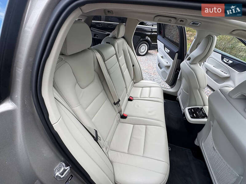 Универсал Volvo V60 2020 в Дрогобыче