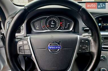 Универсал Volvo V60 2014 в 
