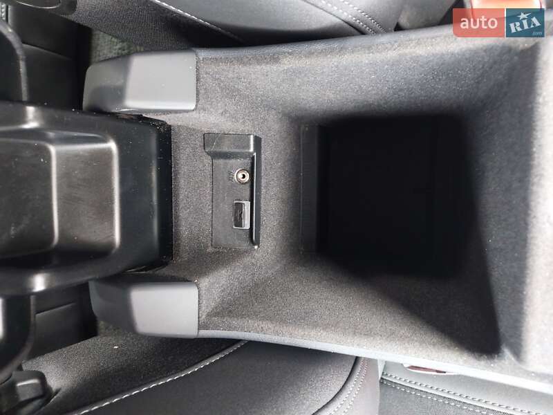 Универсал Volvo V60 2014 в Бродах