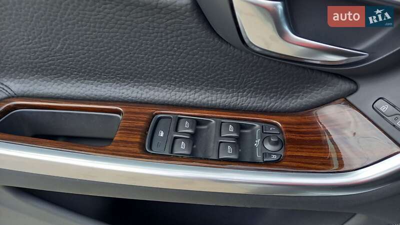 Універсал Volvo V60 2014 в Коломиї