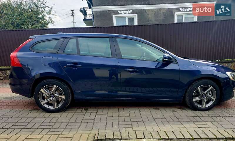 Універсал Volvo V60 2014 в Бродах