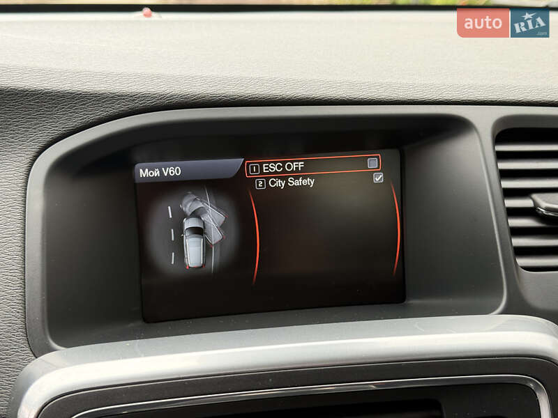 Универсал Volvo V60 2012 в Стрые фото 60 Универсал Volvo V60 2012 в Стрые