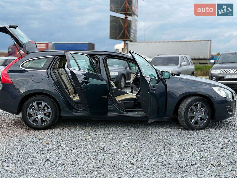 Универсал Volvo V60 2013 в Львове