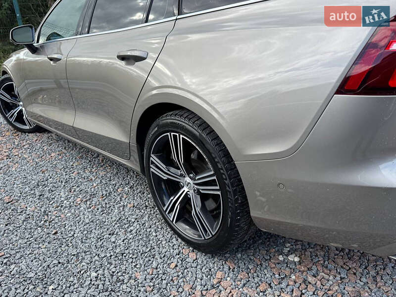 Універсал Volvo V60 2020 в Дрогобичі