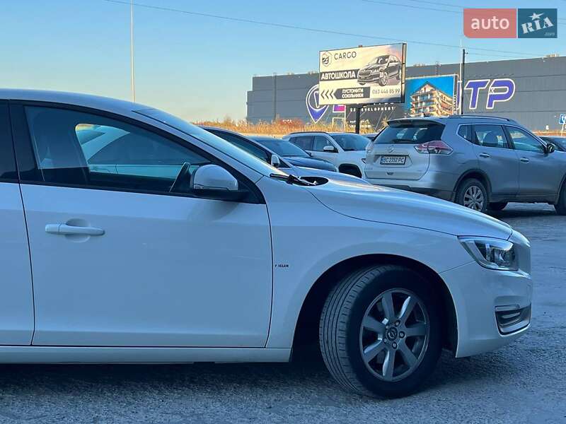 Універсал Volvo V60 2014 в Львові