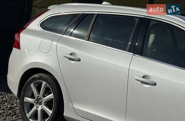 Універсал Volvo V60 2017 в 
