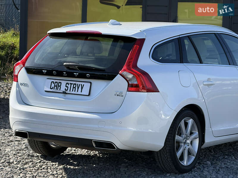 Универсал Volvo V60 2017 в Стрые фото 25 Универсал Volvo V60 2017 в Стрые