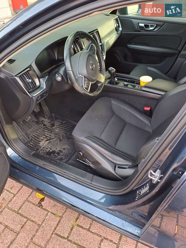 Универсал Volvo V60 2019 в Каменке-Бугской фото 2 Универсал Volvo V60 2019 в Каменке-Бугской