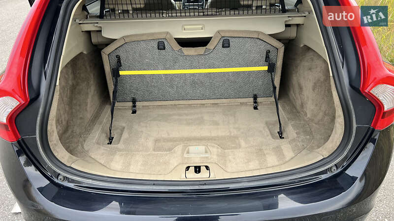 Универсал Volvo V60 2012 в Тернополе