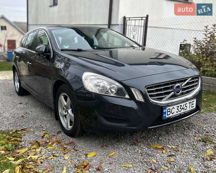 Універсал Volvo V60 2011 в Львові