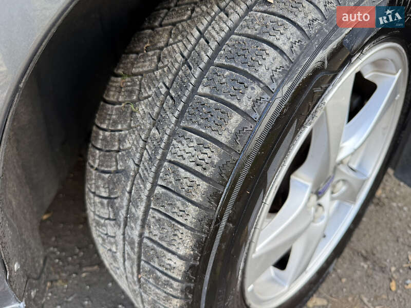 Универсал Volvo V60 2016 в Ровно фото 33 Универсал Volvo V60 2016 в Ровно