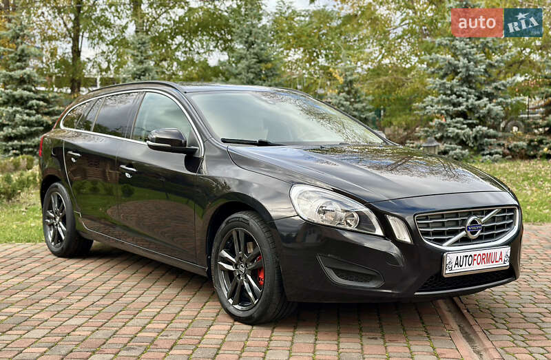 Універсал Volvo V60 2013 в Києві