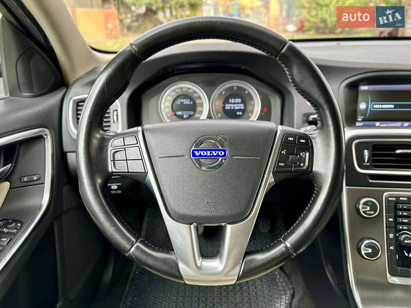 Універсал Volvo V60 2013 в Києві