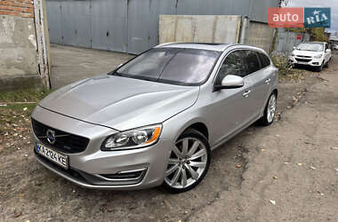 Универсал Volvo V60 2015 в Киеве