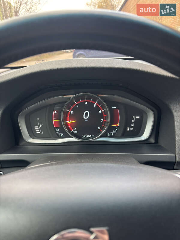 Універсал Volvo V60 2015 в Києві