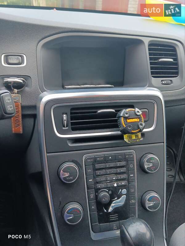 Универсал Volvo V60 2014 в Ровно фото 12 Универсал Volvo V60 2014 в Ровно