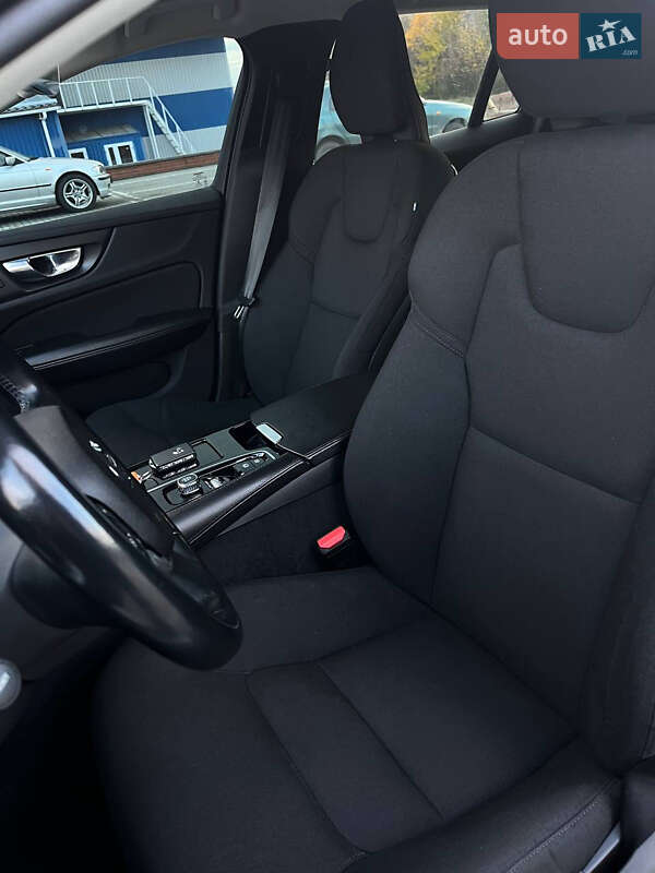 Універсал Volvo V60 2020 в Ромнах фото 20 Універсал Volvo V60 2020 в Ромнах