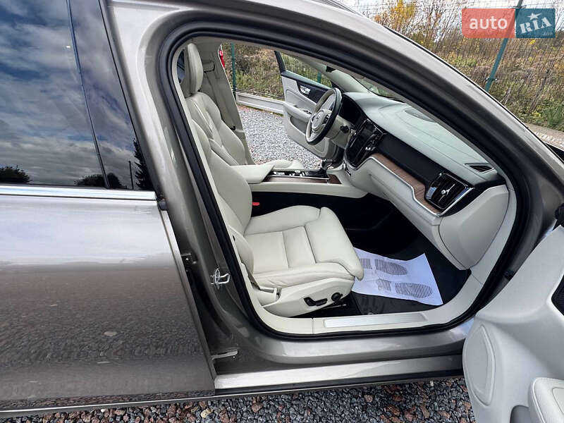 Универсал Volvo V60 2020 в Дрогобыче фото 70 Универсал Volvo V60 2020 в Дрогобыче