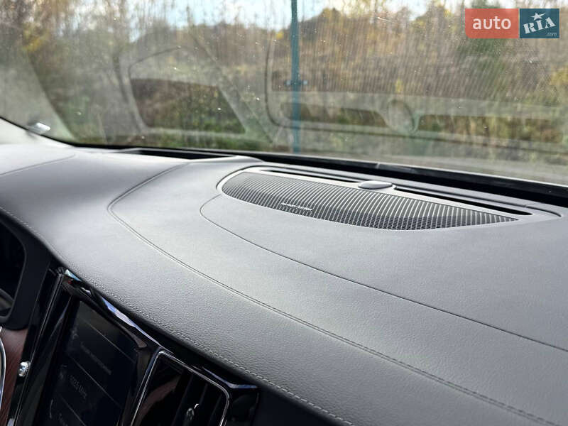 Универсал Volvo V60 2020 в Дрогобыче фото 81 Универсал Volvo V60 2020 в Дрогобыче