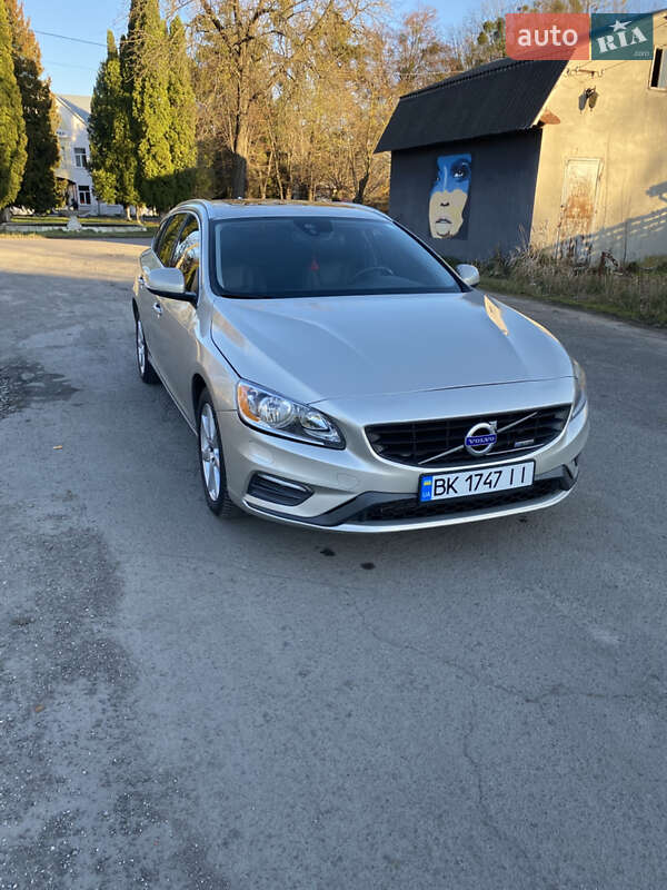 Универсал Volvo V60 2016 в Львове фото 6 Универсал Volvo V60 2016 в Львове