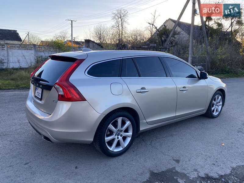 Универсал Volvo V60 2016 в Львове фото 20 Универсал Volvo V60 2016 в Львове