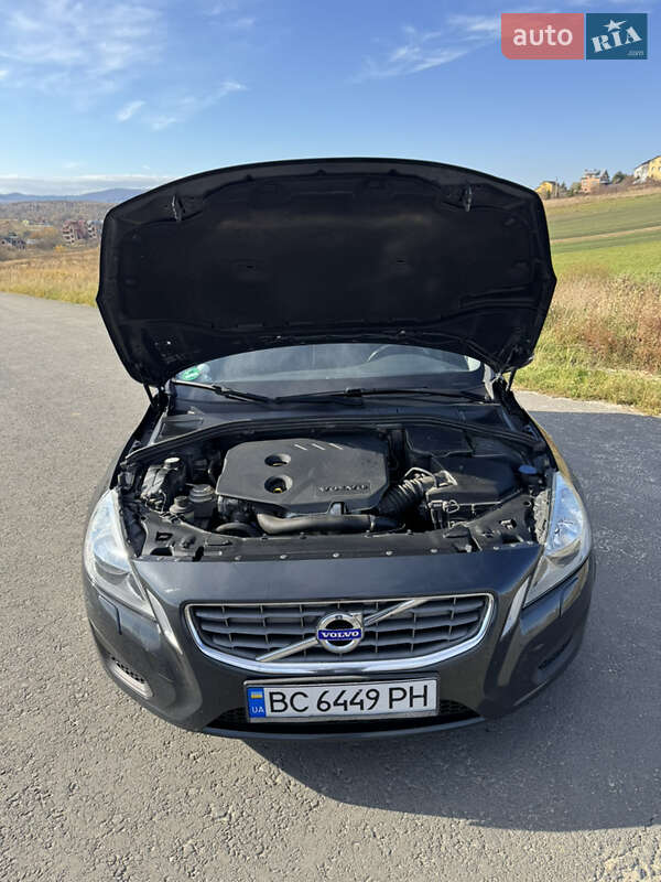 Универсал Volvo V60 2011 в Трускавце