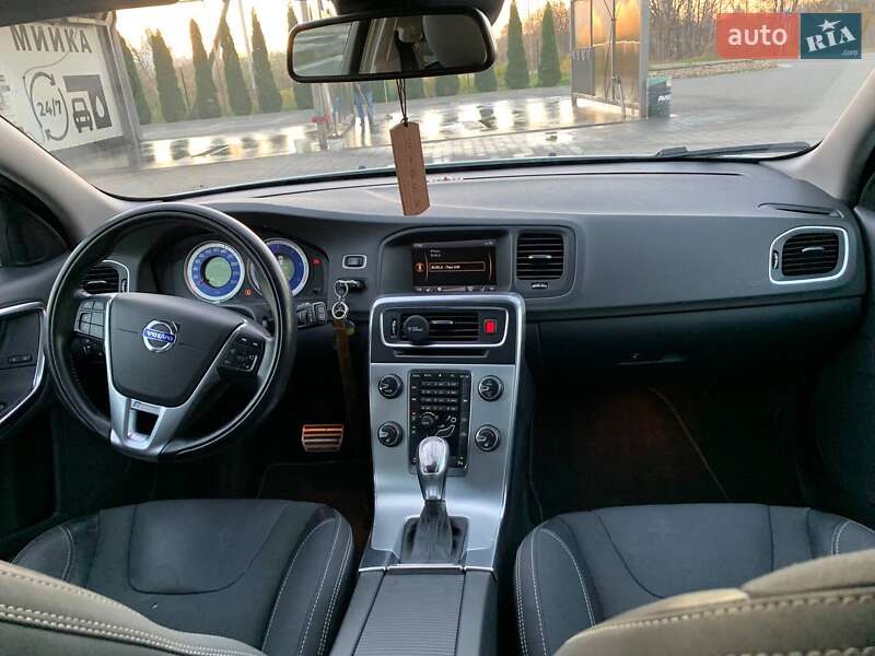 Універсал Volvo V60 2013 в Кременці