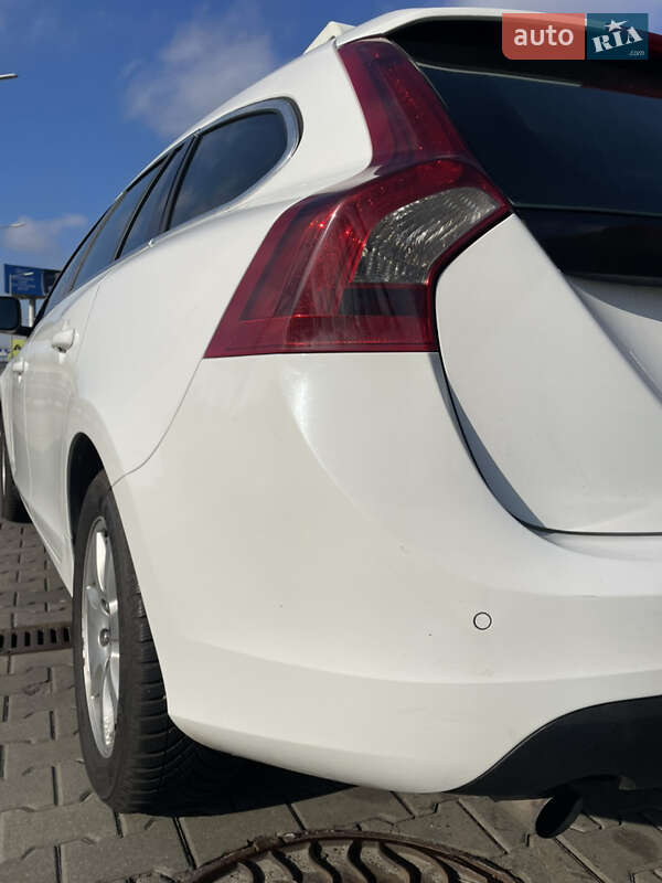 Універсал Volvo V60 2012 в Києві