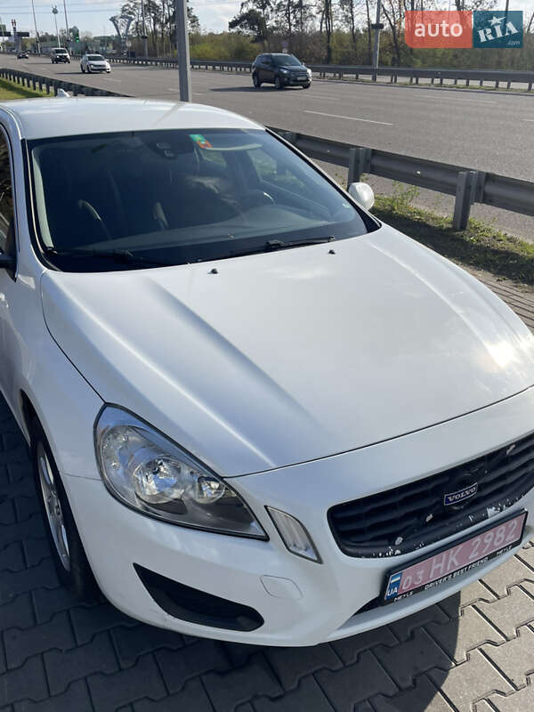 Універсал Volvo V60 2012 в Києві