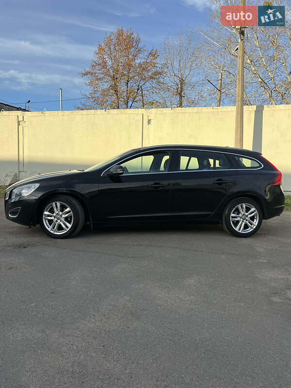Універсал Volvo V60 2011 в Києві