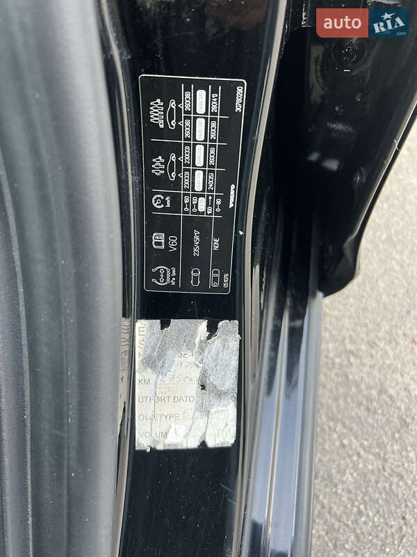 Універсал Volvo V60 2011 в Києві