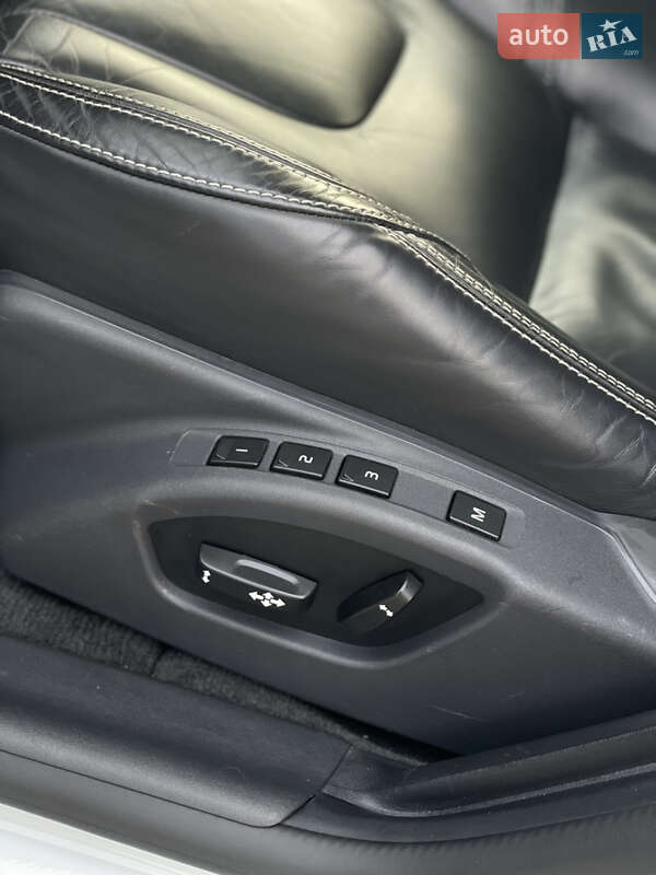 Універсал Volvo V60 2014 в Золочеві