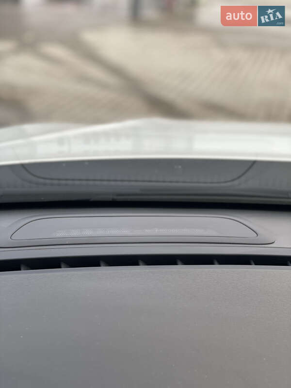 Універсал Volvo V60 2014 в Золочеві