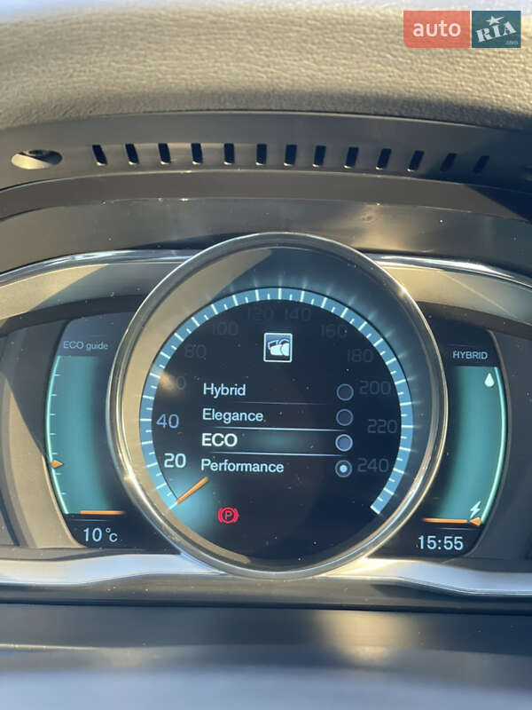 Універсал Volvo V60 2014 в Золочеві