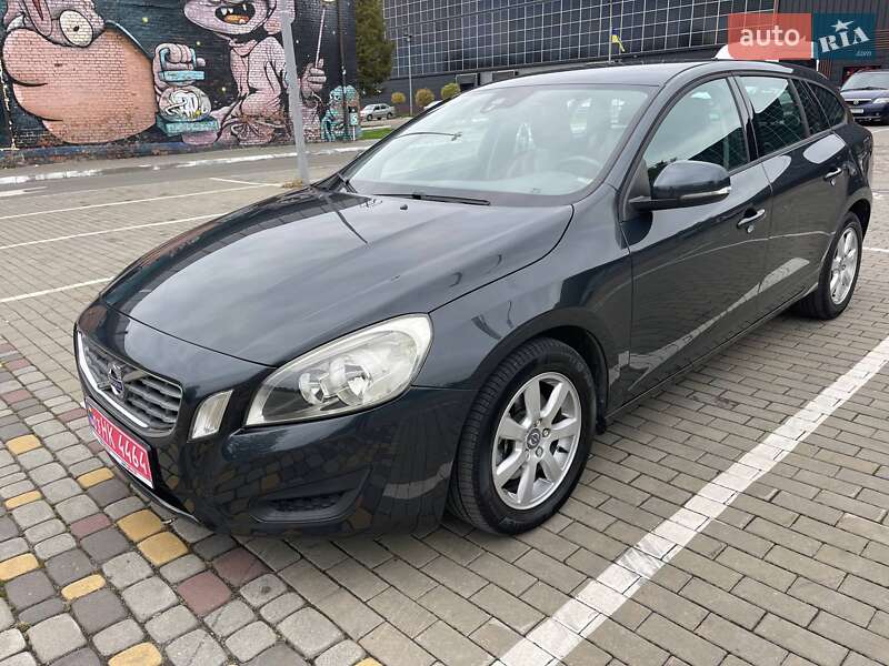 Універсал Volvo V60 2013 в Луцьку