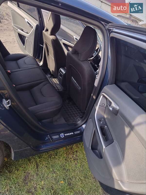 Универсал Volvo V60 2014 в Владимире