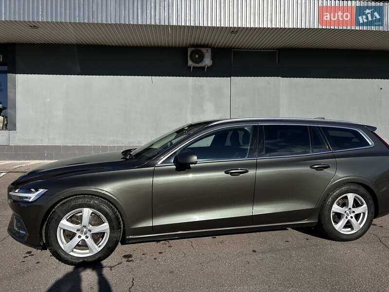 Универсал Volvo V60 2019 в Львове
