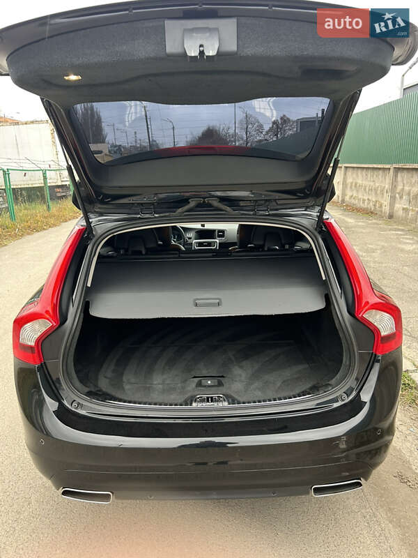 Универсал Volvo V60 2014 в Киеве фото 24 Универсал Volvo V60 2014 в Киеве
