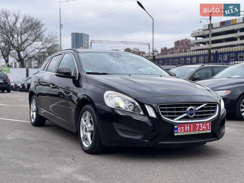 Універсал Volvo V60 2012 в Києві