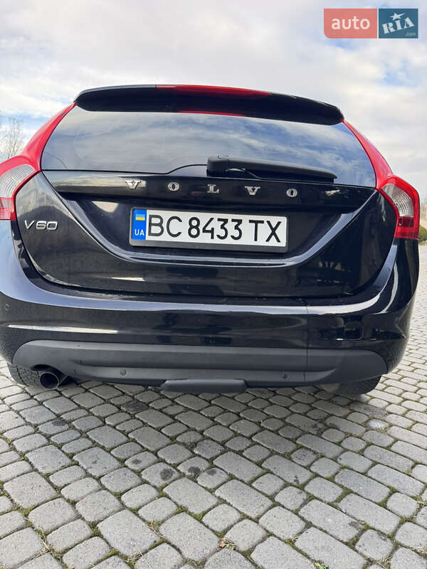 Універсал Volvo V60 2010 в Трускавці