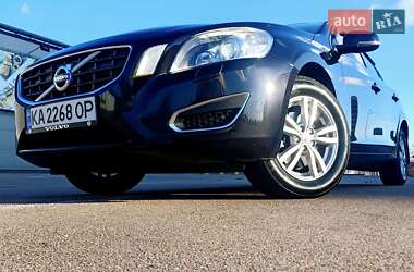 Универсал Volvo V60 2012 в Киеве