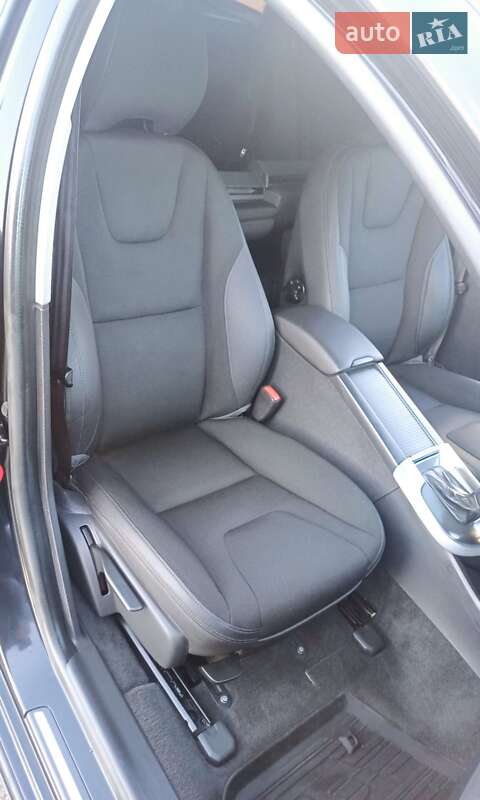 Универсал Volvo V60 2012 в Киеве