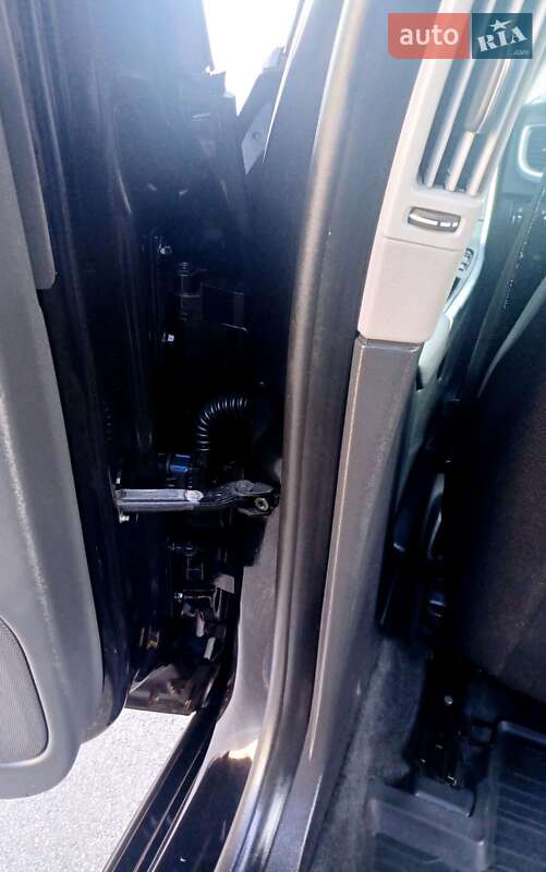 Универсал Volvo V60 2012 в Киеве