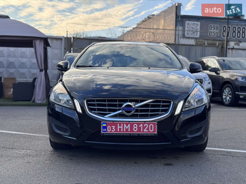 Универсал Volvo V60 2012 в Киеве фото 5 Универсал Volvo V60 2012 в Киеве