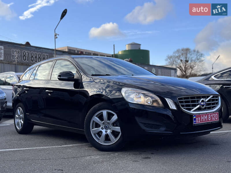Универсал Volvo V60 2012 в Киеве фото 18 Универсал Volvo V60 2012 в Киеве