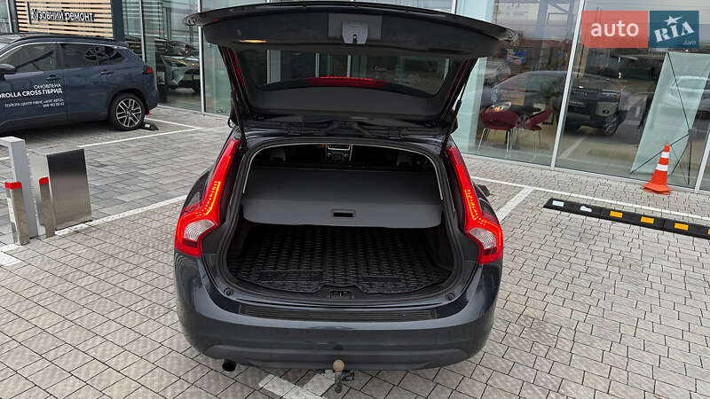 Универсал Volvo V60 2011 в Ровно