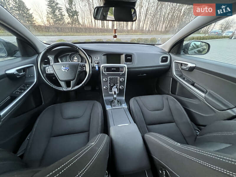 Универсал Volvo V60 2014 в Луцке