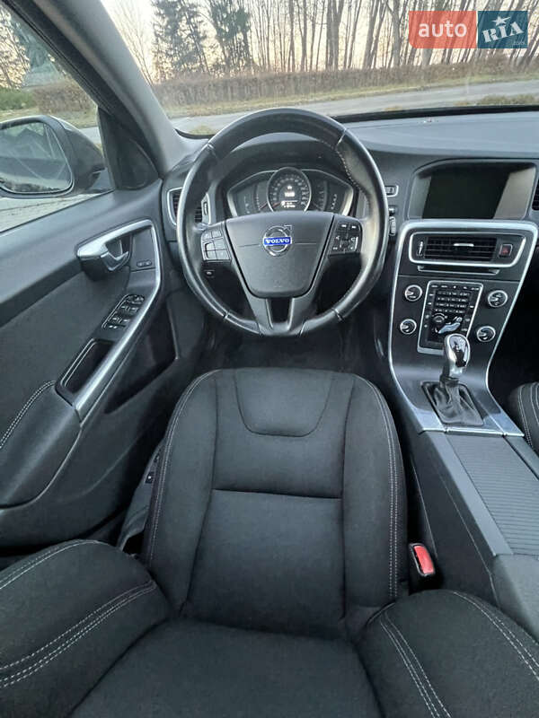 Универсал Volvo V60 2014 в Луцке