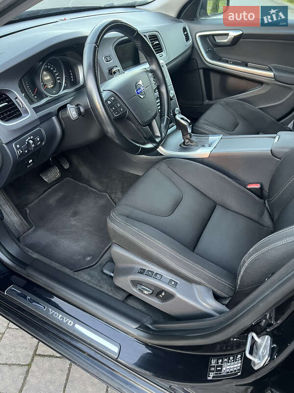 Универсал Volvo V60 2014 в Луцке