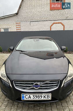 Универсал Volvo V60 2011 в Шполе